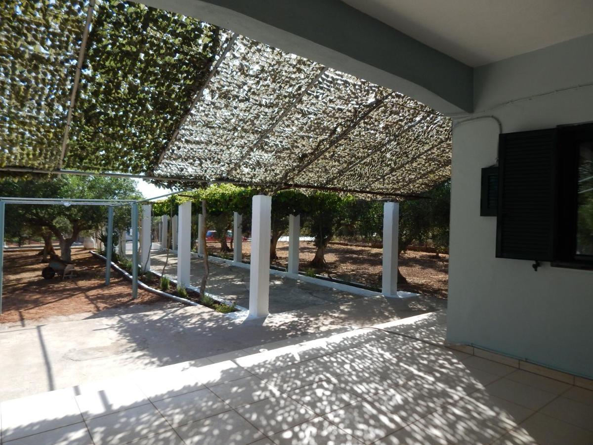 Ninemia Country House Vromonerion Exterior photo